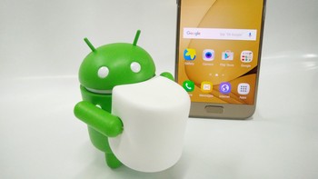 Coba Teknologi Baru. Kecenderungan dalam menggunakan apa yang sudah dikenal dan familiar boleh dicoba untuk ditinggalkan tahun ini. Beberapa hal yang dapat dilakukan seperti beralih dari iOS ke Android, maupun sebaliknya. Keberanian dalam keluar dari zona teknologi nyaman dapat memicu lahirnya hal baru di dunia digital. (Foto: detikINET/Adi FR)