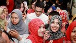 Afgan Diserbu Para Cewek