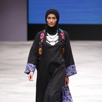 Vivi Zubedi Sulamn Voyage Indonesia Fashion Week 2016 at Jakarta Convention Center. Senayan. Jakarta. [Foto: Mohammad Abduh/Wolipop]