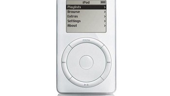 iPod. Saat diluncurkan 2001, iPod hanya dapat menyimpan hingga 1.000 lagu. Meski demikian perangkat ini mendominasi pasar pemutar MP3 di dunia. Foto: internet