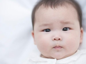 Bikin Kenyang Tapi Tak Cukupi Gizi Anak, Hindari Memberi ASI Sebelum Makan
