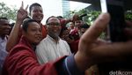 Ketika BW Selfie Bersama Mahasiswa