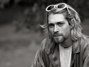 Pengadilan Memutuskan Foto Kematian Kurt Cobain Tak Boleh Disebar