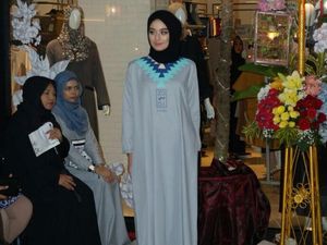 Tips Tampil Nyaman dan Modis dengan Abaya