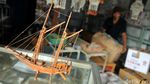 Pedagang Pasar Ikan Luar Batang Mulai Berkemas