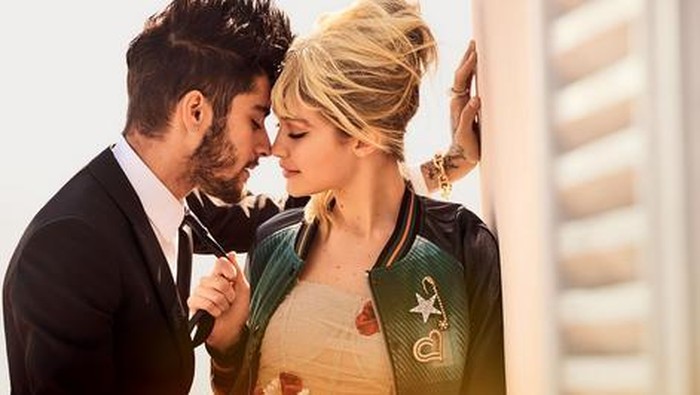 Gigi Hadid dan Zayn Malik Gigi Hadid dan Zayn Malik di majalah Vogue
