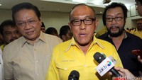 Munaslub sendiri, menurutnya, akan dilaksanakan selama beberapa hari di Bali. Belum ditentukan apakah akan diadakan di kawasan Sanur atau Nusa Dua.