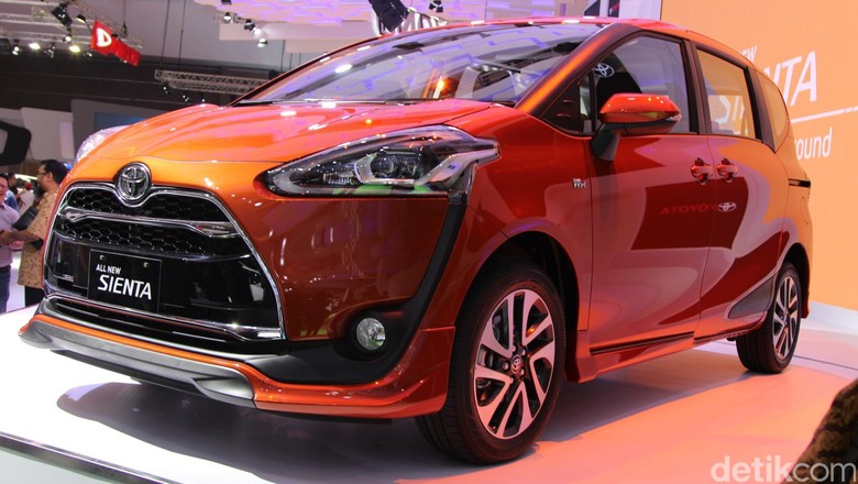 Penjualan Turun Toyota  Sienta  Masih Normal