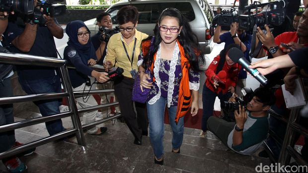 KPK di 2016, Awal dan Tutup Tahun dengan OTT Kader Partai