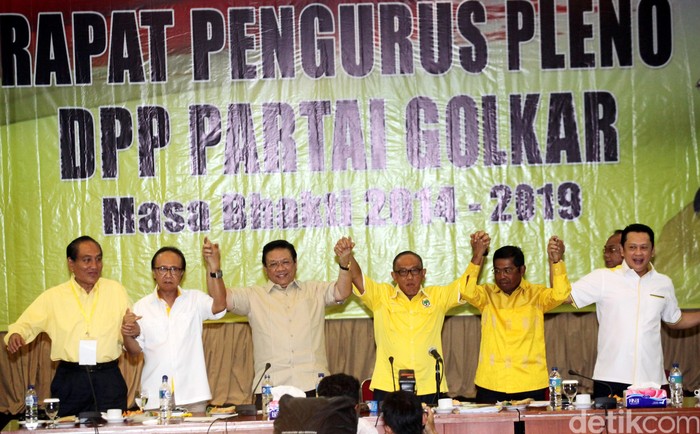 Siapa Jadi Anak Emas di Golkar?