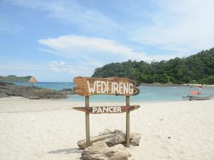 Jalan Menantang ke Surga Banyuwangi, Wedi Ireng