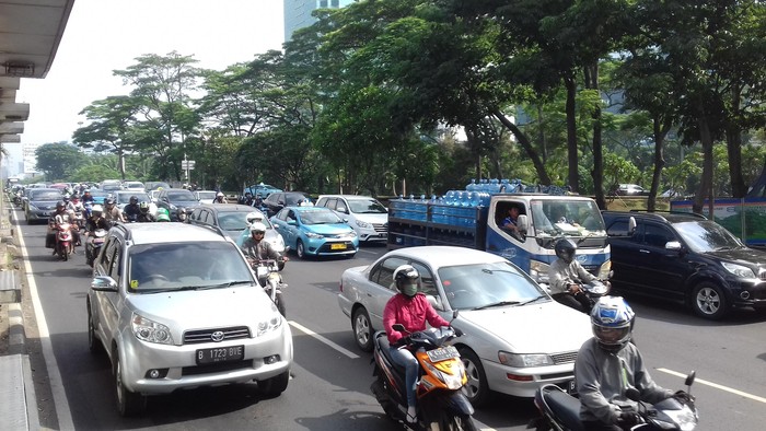 Hari ke-3 Uji Coba Penghapusan 3 in 1, Ruas Jl Gatot Subroto Pagi ini Lancar