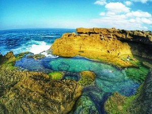 Kedung Tumpang, Pantai Ajaib dengan Kolam Renang Alami di Tulungagung