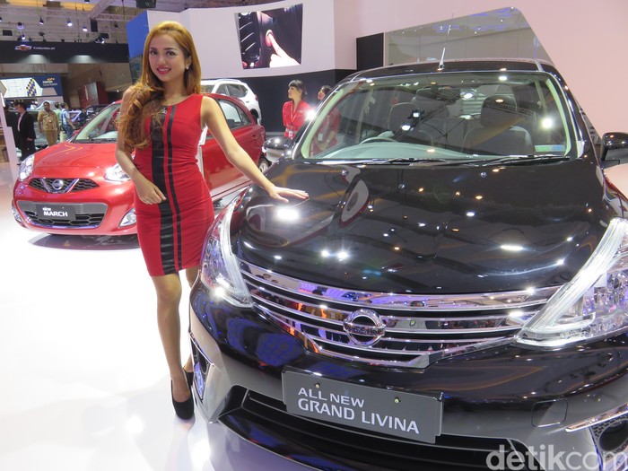 Nissan Jagokan 4 Mobil di IIMS 2016