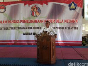 Menhan Sambangi Pondok Pesantren di Parung, Tekankan Pentingnya Bela Negara