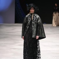 Chronicle of Dalmation by Lia Soraya for Badan Ekonomi Kreatif. Indonesia Fashion Week 2016 at Jakarta Convention Center. Senayan. Jakarta. [Foto: Mohammad Abduh/Wolipop]