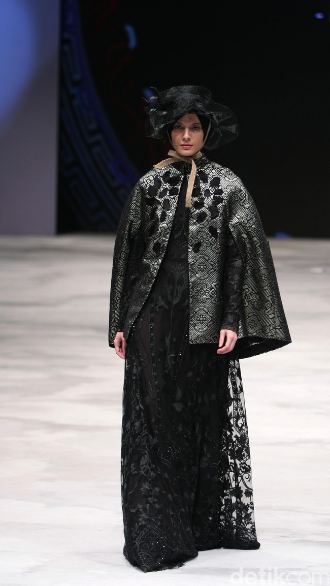 Chronicle of Dalmation by Lia Soraya for Badan Ekonomi Kreatif. Indonesia Fashion Week 2016 at Jakarta Convention Center. Senayan. Jakarta. [Foto: Mohammad Abduh/Wolipop]