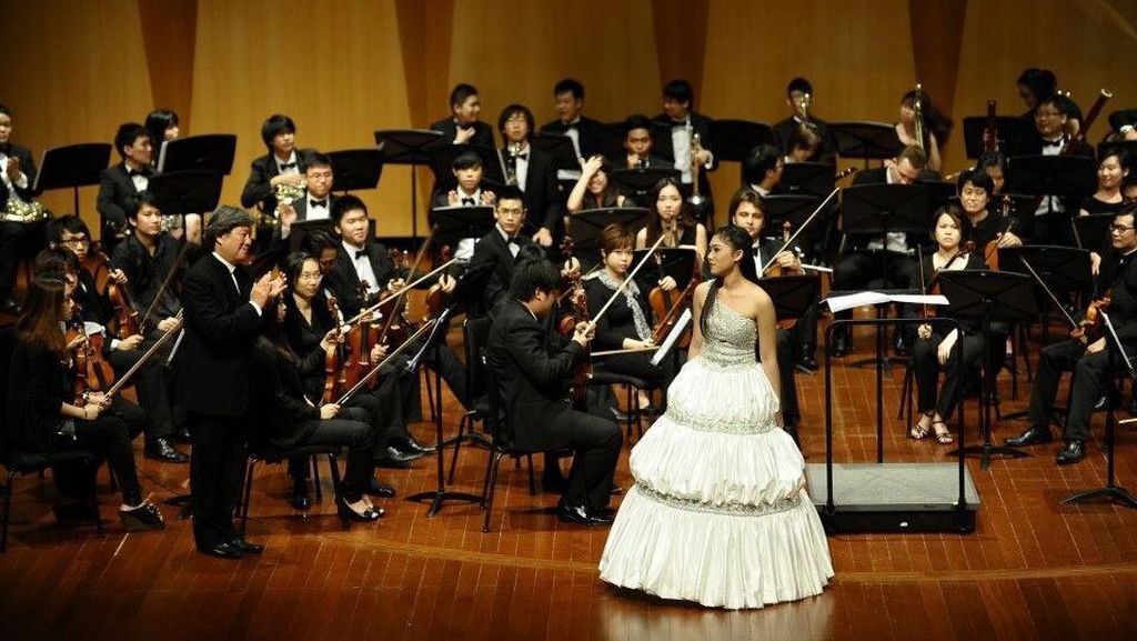 Isyana Sarasvati Akan Nyanyi Opera di Singapura Pekan Ini