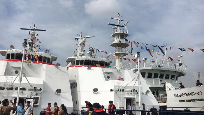 Resmikan 4 Kapal Pengawas Illegal Fishing, Susi: Kapalnya Kuat Nggak?