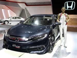 Tes Tabrak, Honda Civic Cetak Hasil Sempurna