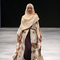 Our Legacy Lives On by Amalina Aman, Sydney-Australia for Badan Ekonomi Kreatif. Indonesia Fashion Week 2016 at Jakarta Convention Center. Senayan. Jakarta. [Foto: Mohammad Abduh/Wolipop]