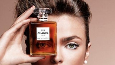 Ingin Eksis di Instagram, Rela Beli Botol Kosong Hermes Jutaan Rupiah