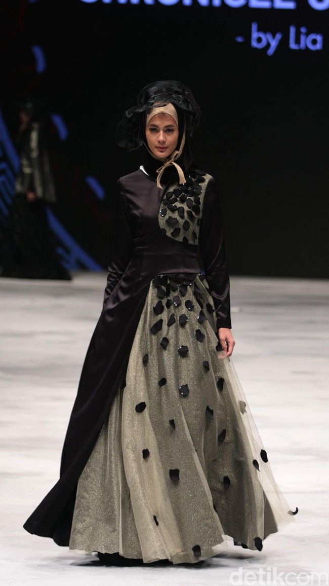 Chronicle of Dalmation by Lia Soraya for Badan Ekonomi Kreatif. Indonesia Fashion Week 2016 at Jakarta Convention Center. Senayan. Jakarta. [Foto: Mohammad Abduh/Wolipop]