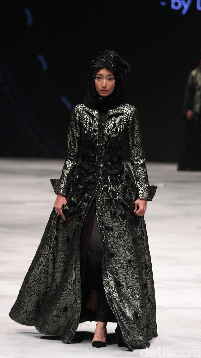 Chronicle of Dalmation by Lia Soraya for Badan Ekonomi Kreatif. Indonesia Fashion Week 2016 at Jakarta Convention Center. Senayan. Jakarta. [Foto: Mohammad Abduh/Wolipop]