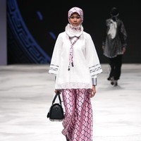 Today Ainun by Tuti Adib for Badan Ekonomi Kreatif. Indonesia Fashion Week 2016 at Jakarta Convention Center. Senayan. Jakarta. [Foto: Mohammad Abduh/Wolipop]