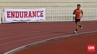 Atlet triathlon Andy Wibowo saat mengikuti tes ketahanan fisik. CNN Indonesia/Adhi Wicaksono.