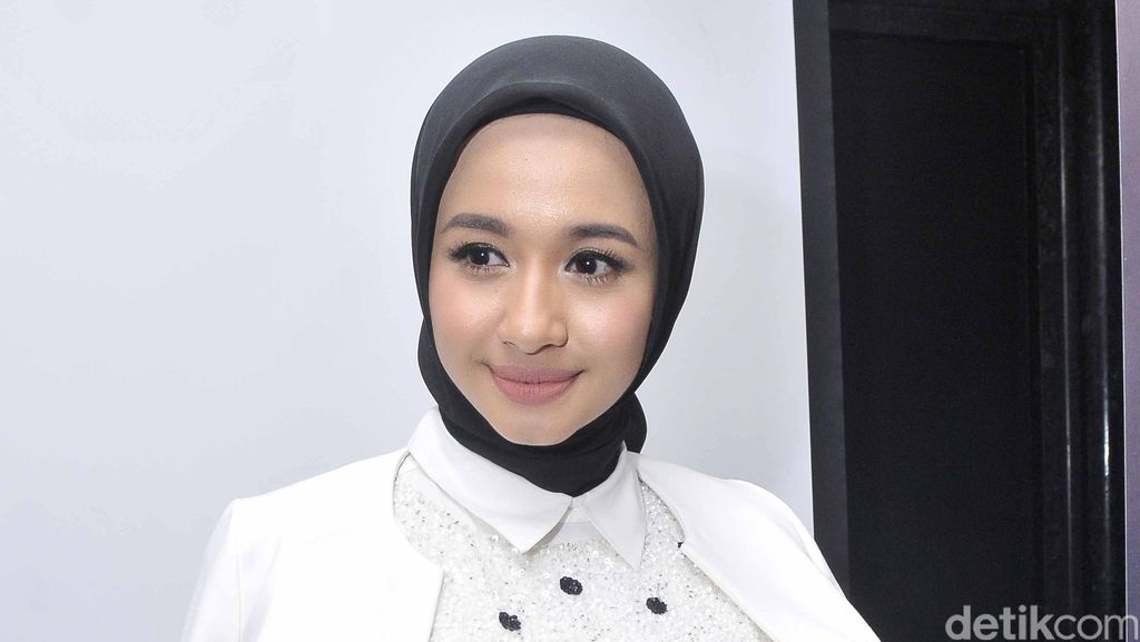 Ditanya Soal Hubungan Asmara, Laudya Cynthia Bella Kabur