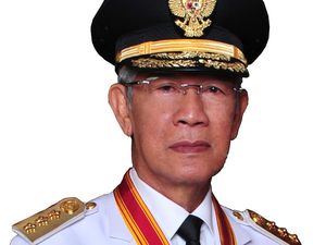 Gubernur Kepri M Sani Meninggal Dunia