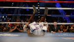 Manny Pacquiao Kalahkan Timothy Bradley