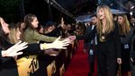 Gigi Hadid Tampil Berponi, Yay or Nay?