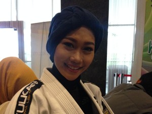 Jawara Jiu Jitsu Pukau Dian Pelangi di Audisi Sunsilk Hijab Hunt Surabaya