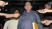 Ketua Badan Legislasi Daerah (Balegda) DPRD DKI Jakarta, M Taufik, mengaku ditanya tentang mekanisme dan pembahasan rancangan Peraturan Daerah (Raperda) tentang reklamasi oleh penyidik KPK.