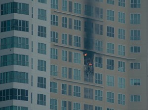 Begini Saat Api Terlihat di Salah Satu Unit di Lantai 25 Apartemen di Gandaria