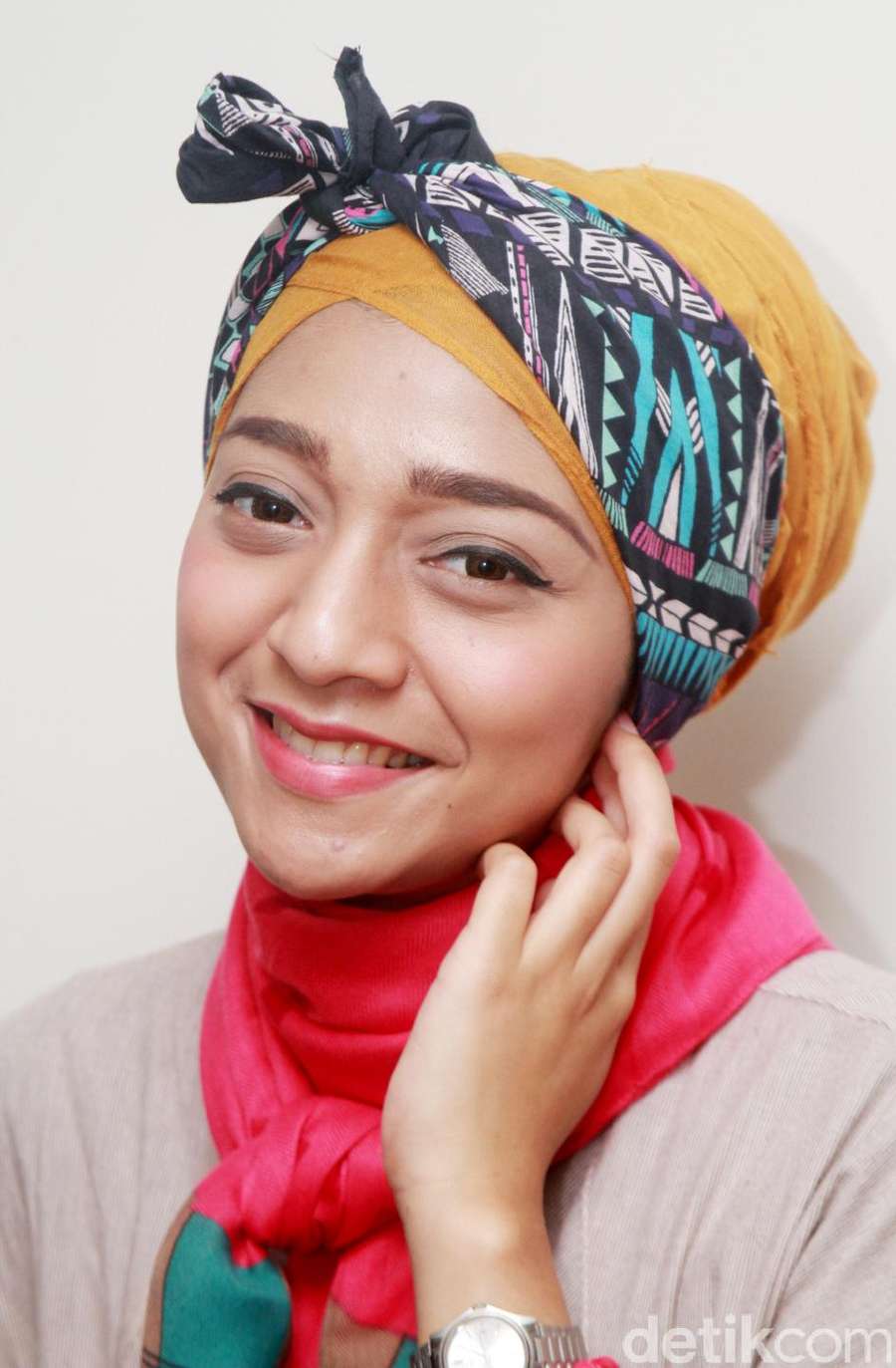 Gaya Hijab Turban Untuk Wajah Bulat Cara Memakai Hijab Segi Empat