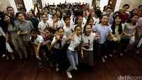 Carmen berisi empat babak yang menceritakan kisah tragis perbutan hati wanita gipsi.