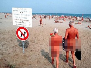 Waduh! Pantai Bugil Justru Bikin Kota di Prancis Terancam Bangkrut