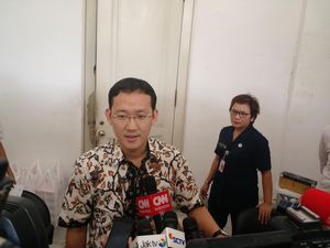 Sunny Buka Cerita Soal Disertasinya Mengenai Ahok: Bahas Politisi Jujur