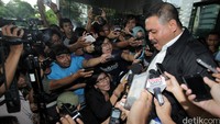 Pemeriksaan tentang tugas dan tupoksi saya sebagai anggota baleg, 16 pertanyaan ke saya, ujar pria yang karib disapa Ongen tersebut.