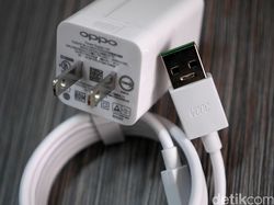 Unboxing Oppo F1 Plus