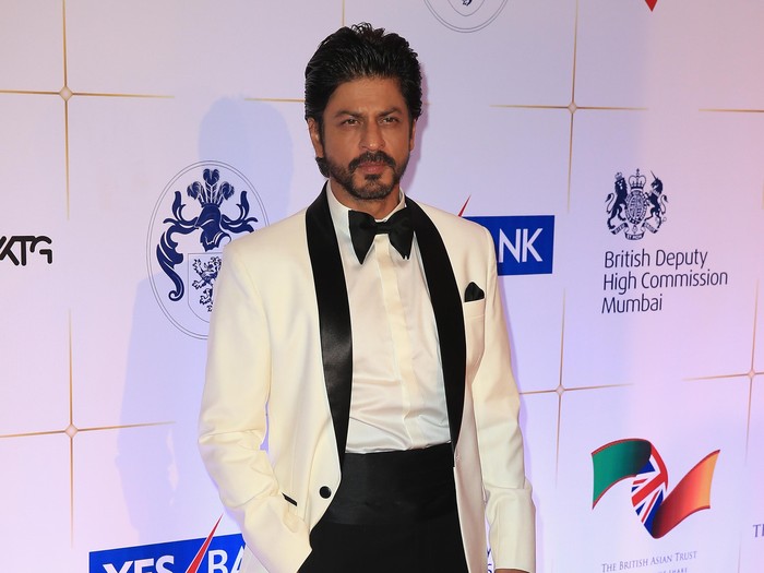 MUMBAI, INDIA - APRIL 10:  Shah Rukh Khan arrives for a Bollywood Inspired Charity Gala at the Taj Mahal Palace Hotel during the royal visit to India and Bhutan on April 10, 2016 in Mumbai, India.  (Photo by Chris Jackson/Getty Images)