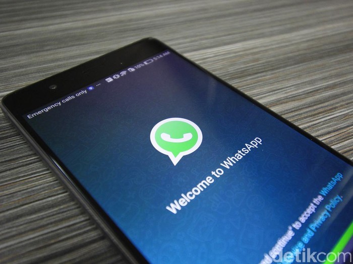 WhatsApp Akan Segera Hadirkan Dark Mode di Android dan iOS Foto: detikINET/Irna Prihandini