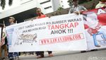 Aksi Demo desak KPK Tahan Ahok