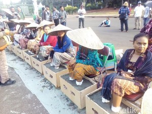 MA Tolak PK Perusahaan Semen Rembang