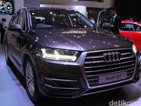 Mobil Termahal yang Mejeng di GIIAS 2017