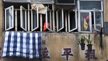 Banyak tempat tinggal semacam ini tak terdata. Foto: Mirror