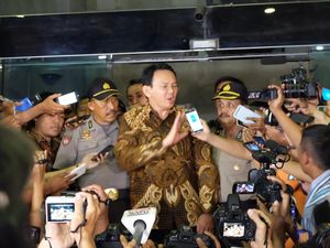 Ahok Dukung KPK Periksa Motif DPRD DKI Tunda Bahas Raperda Reklamasi